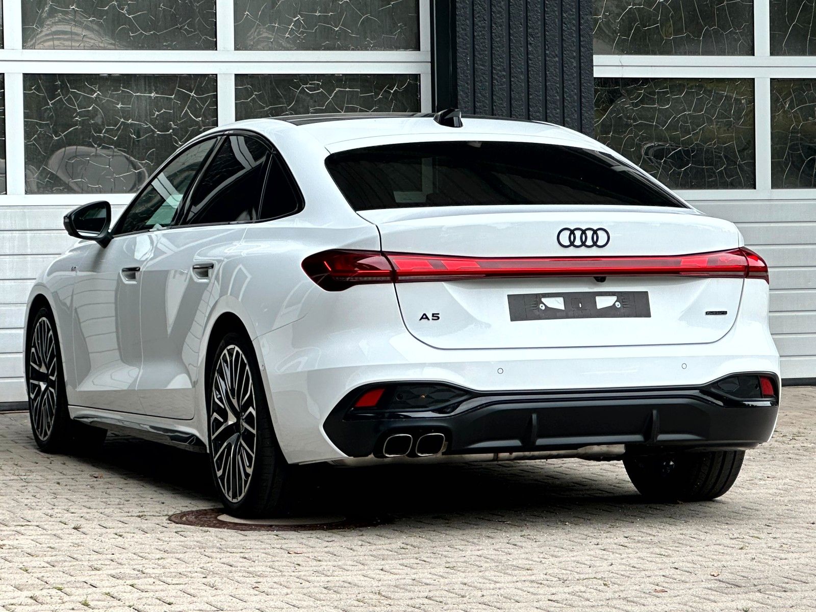 Audi A5 LIMOUSINE QUATTRO S-LINE B&Q DISPLAY AHK FULL
