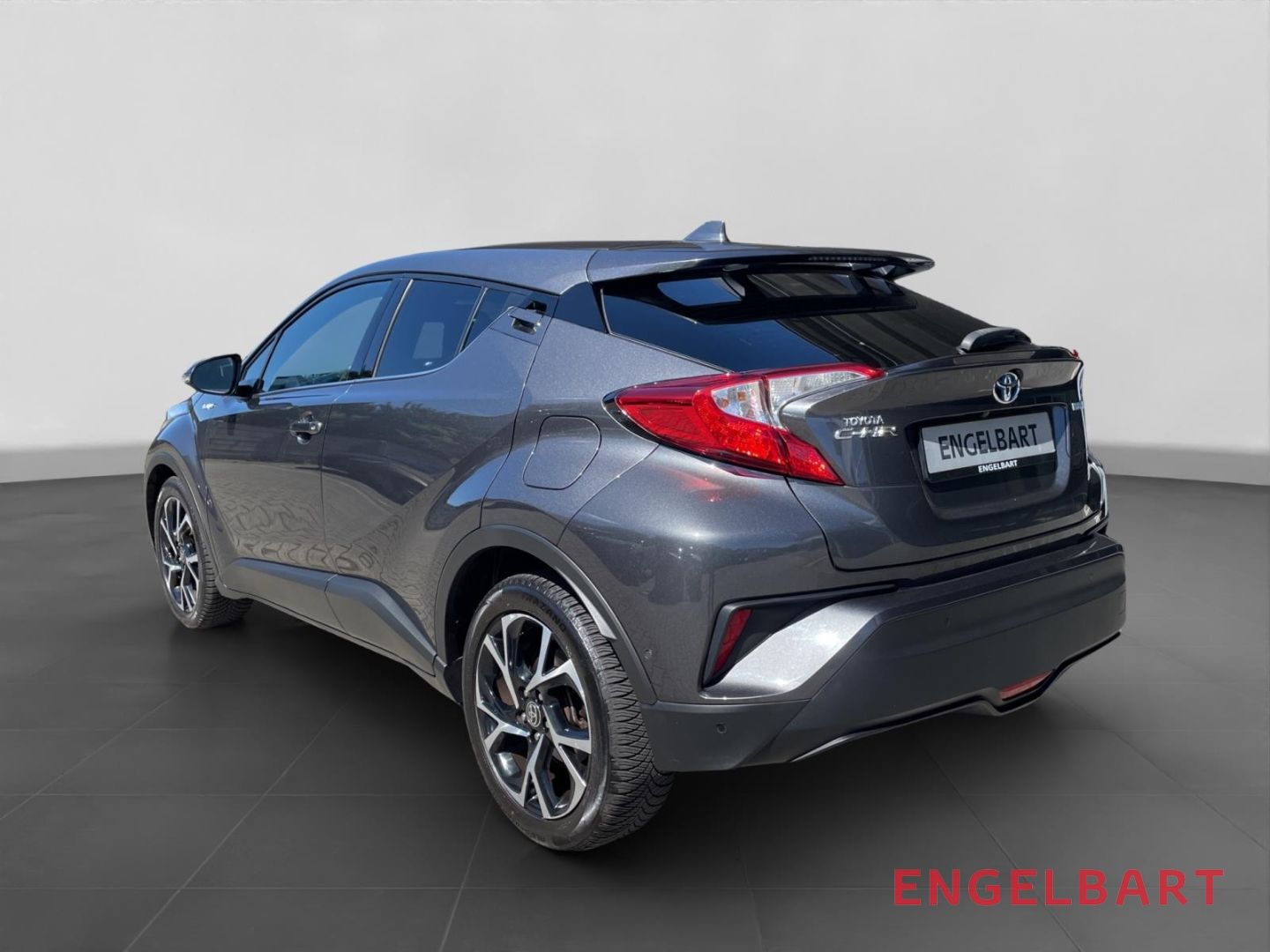 Toyota C-HR 1.8 Hybrid - Samsaru's Car Outlet