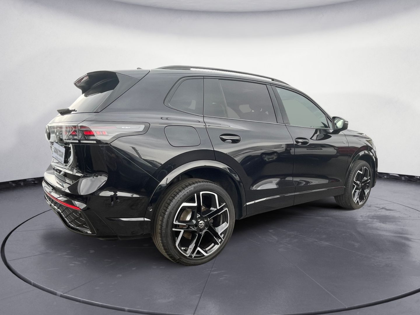 Volkswagen Tiguan R-Line 2.0 TDI BLACK STYLE MATRIX/NAVI/KA