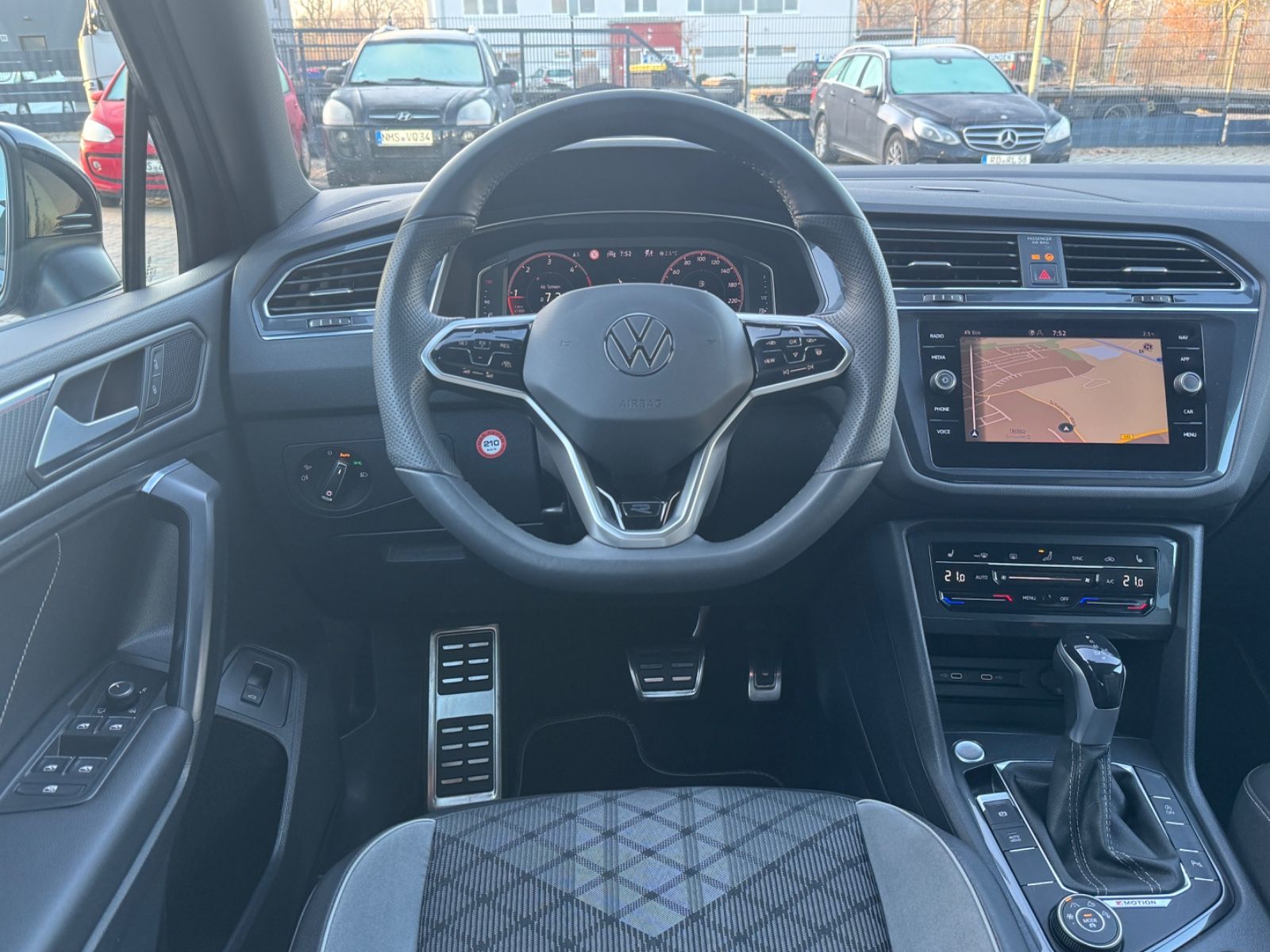 Volkswagen Tiguan Allspace R-Line 4M °B&S°AHK°R-Kamera°