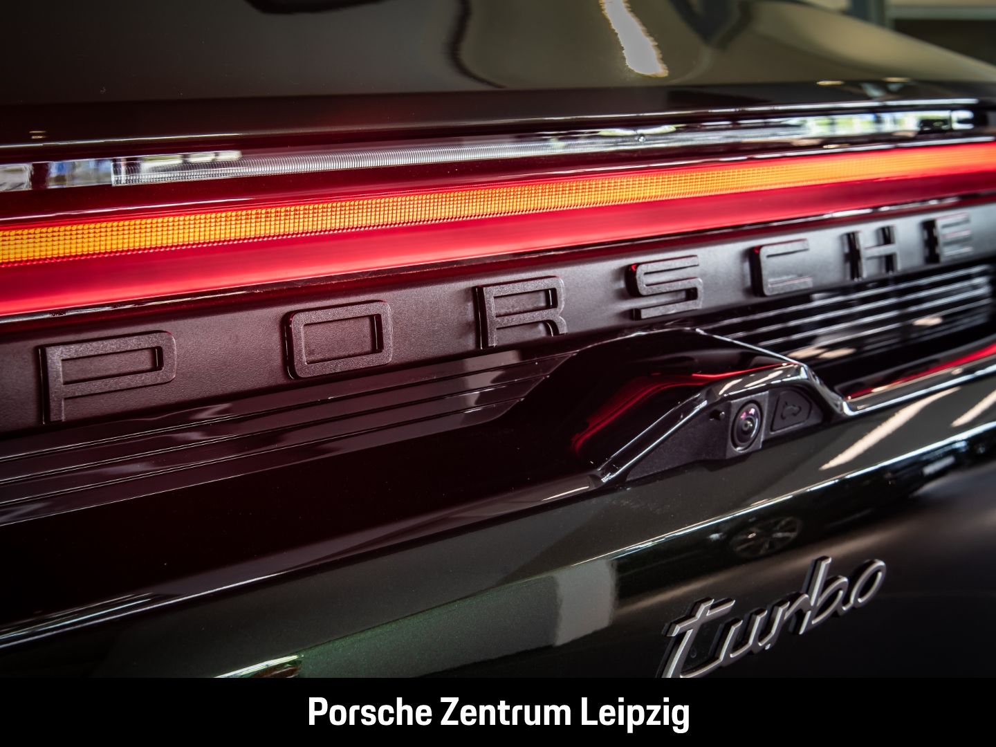 Porsche Macan Turbo Burmester InnoDrive AR-HeadUp