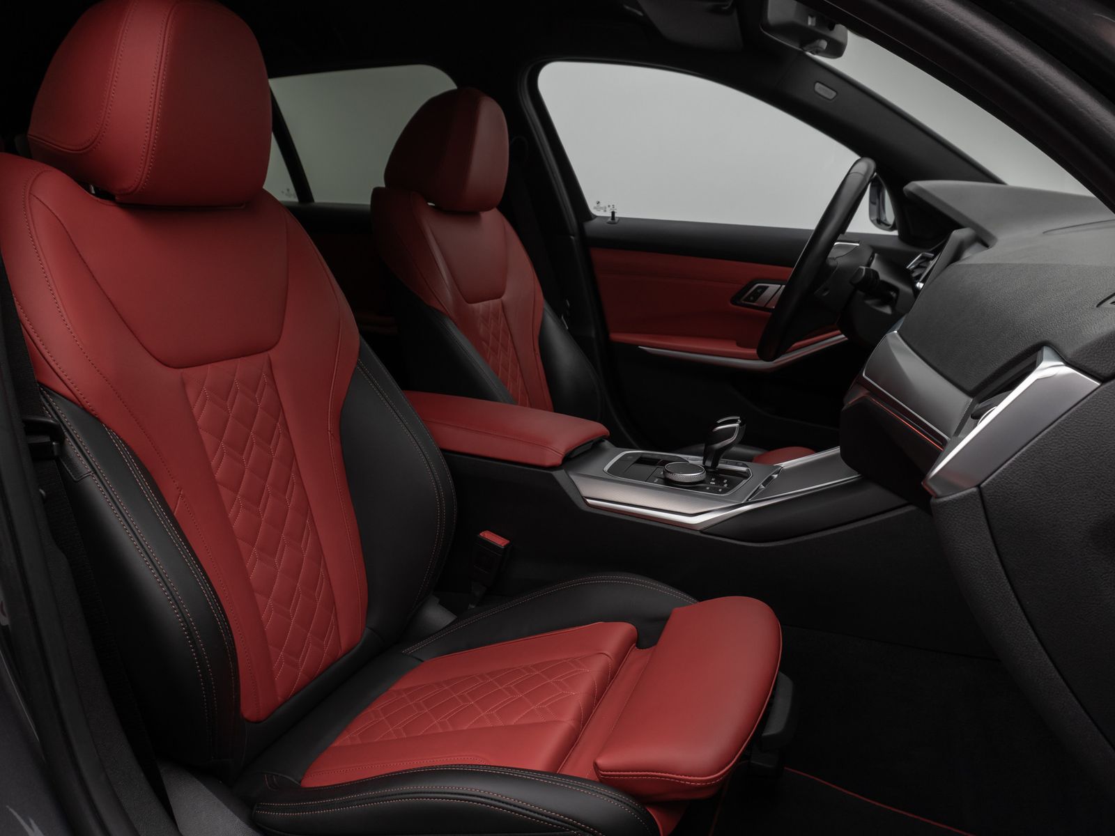 BMW 330i xD SportLine - Samsaru's Car Outlet