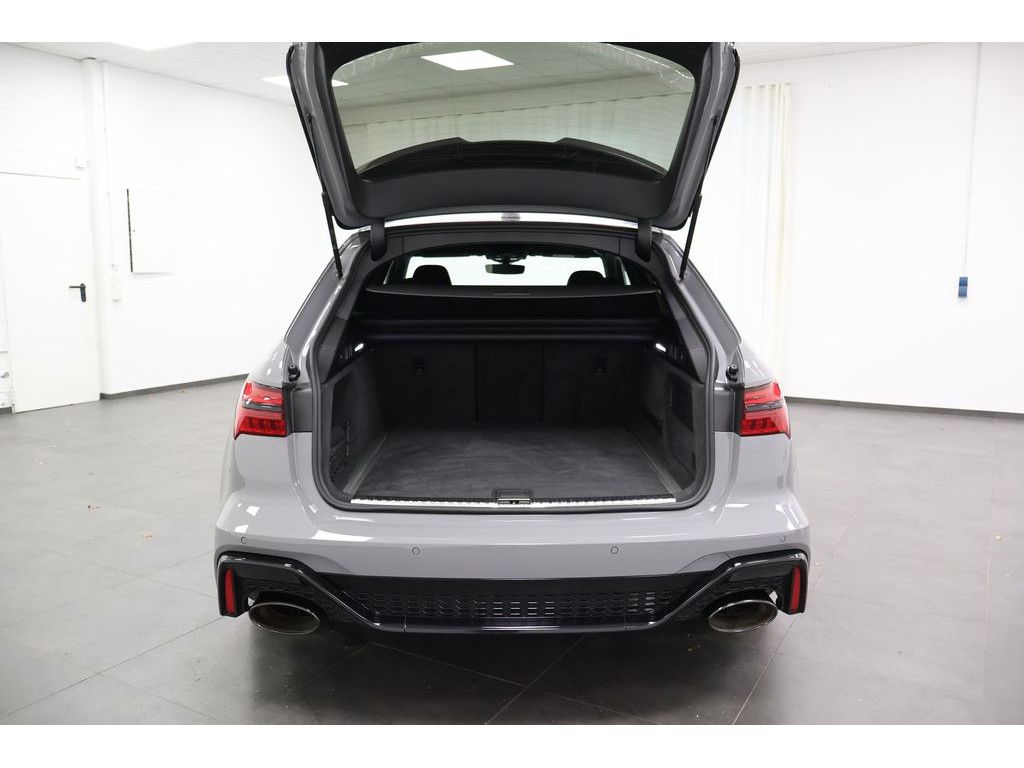 Audi RS 6 Avant 4.0 TFSI quattro Performance Matrix,P