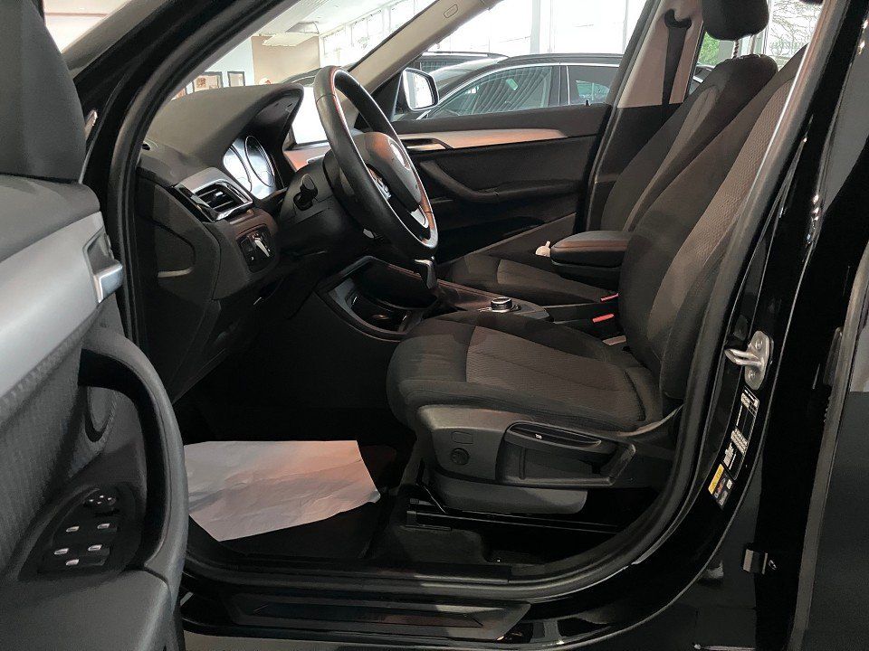 BMW X1 xDrive25e Advantage - Samsaru's Car Outlet