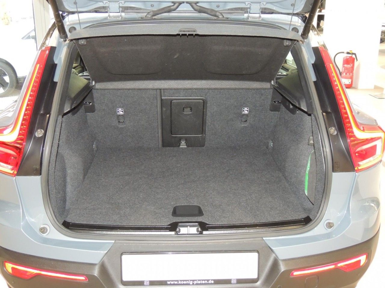 Volvo XC40 Recharge T5 R-Design Klima Navi Leder