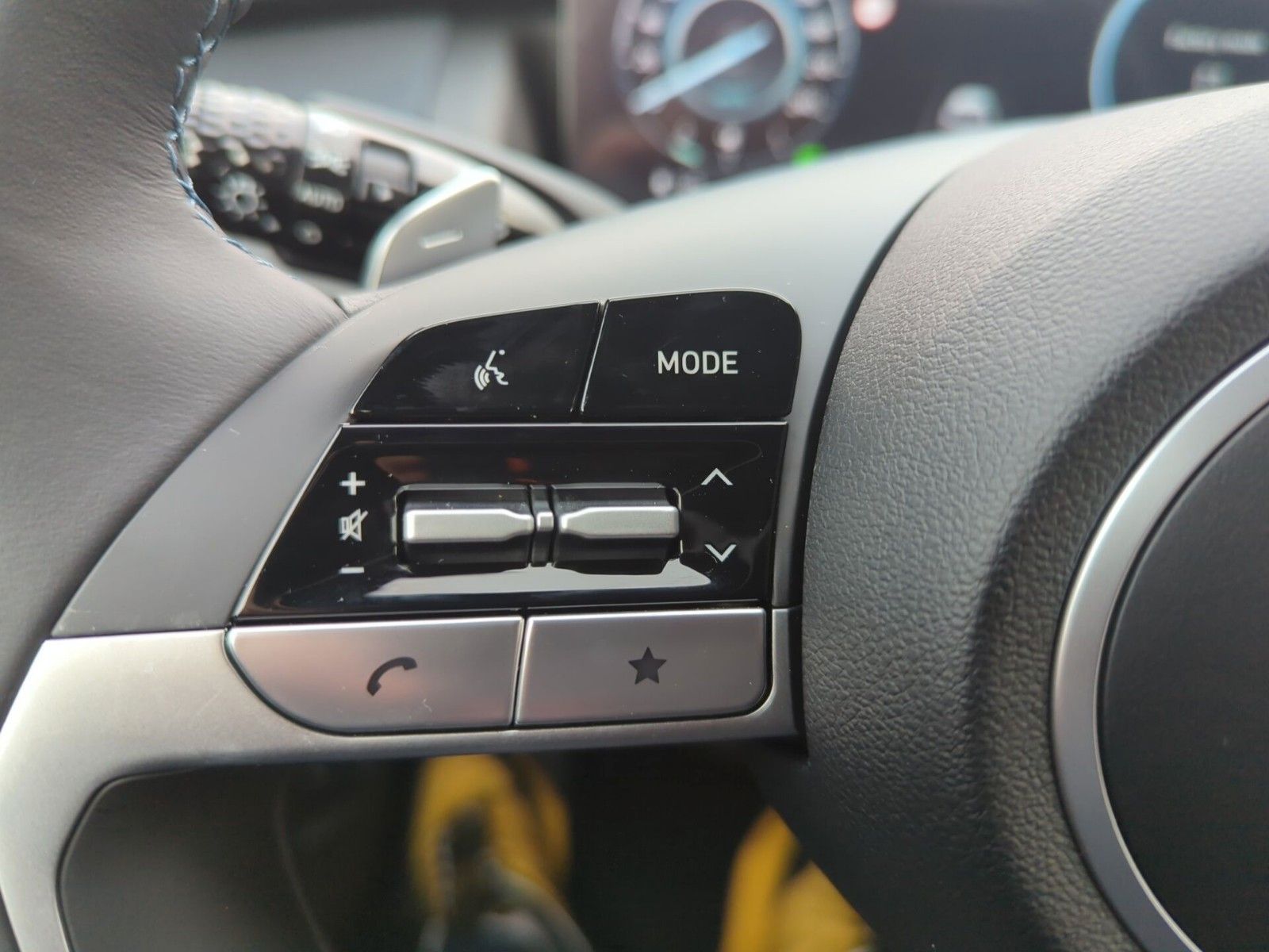 Hyundai TUCSON PRIME Plug-In Hybrid 4WD - Samsaru's Car Outlet