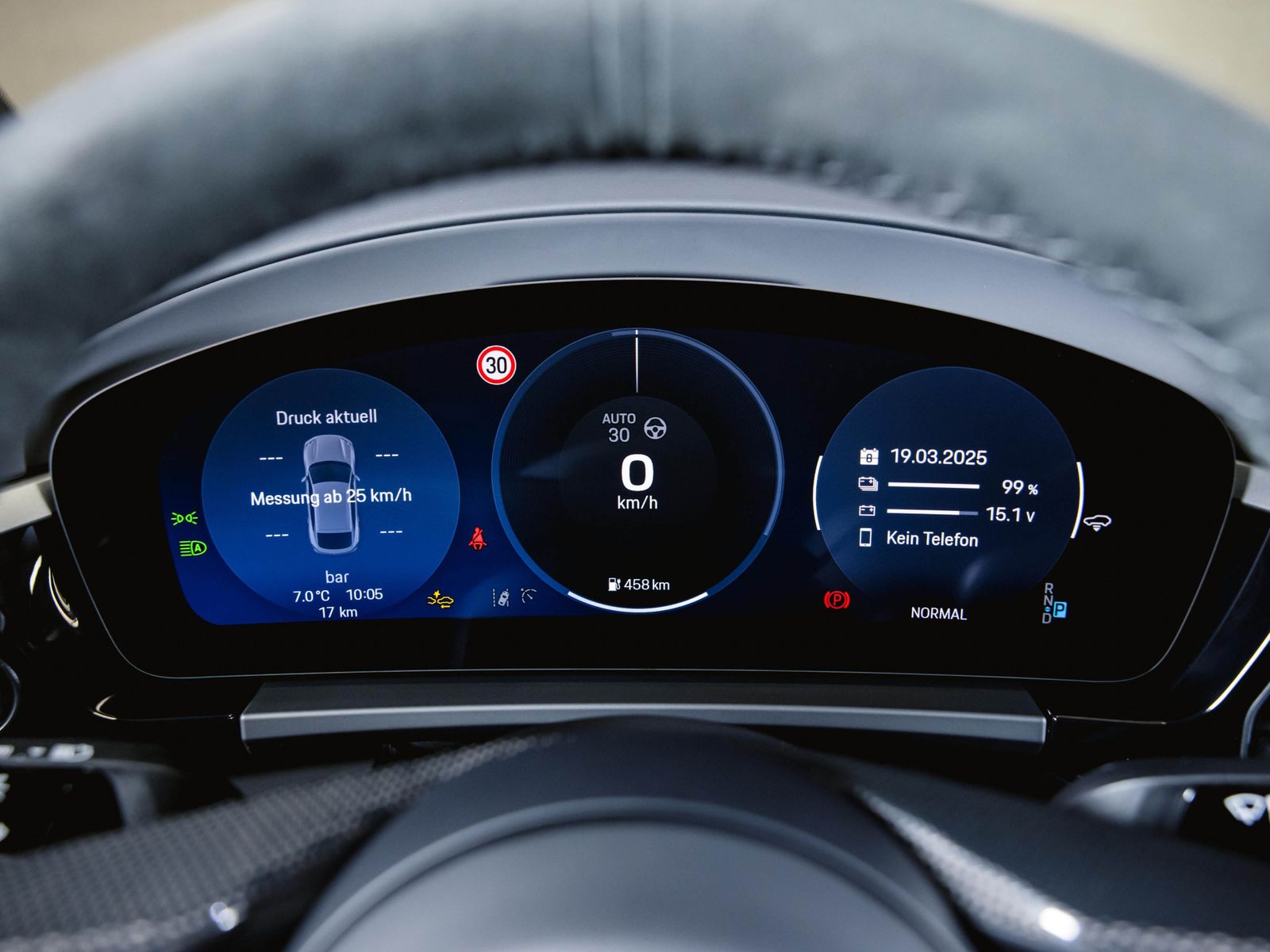 Porsche Macan 4S Electric Sport Chrono Panoramadach