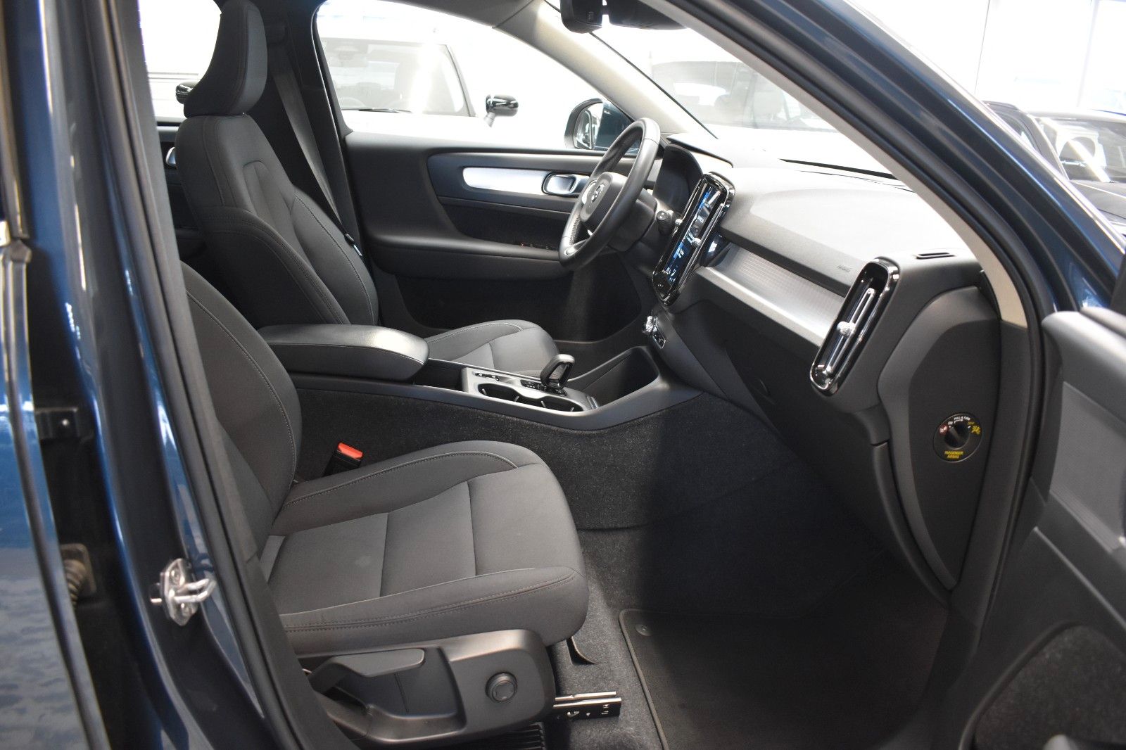 Volvo XC40 Inscription Expression* AHK*LED*PANO*SHZ*