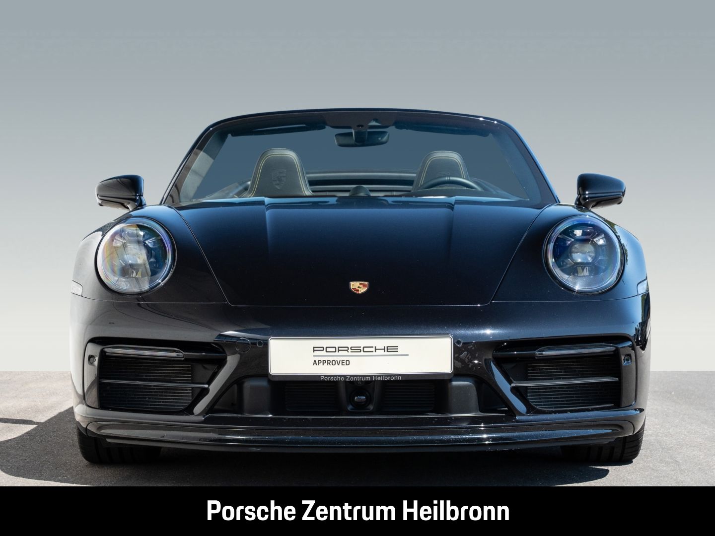Porsche 992 911 Carrera 4 GTS Cabrio Burmester InnoDrive
