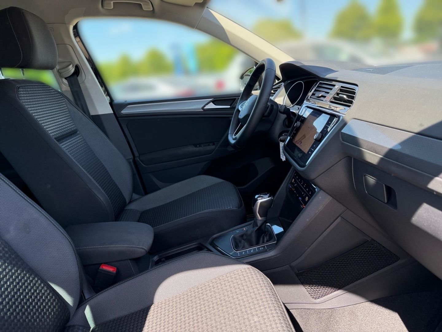 Volkswagen Tiguan Active 1.5 TSI - Samsaru's Car Outlet