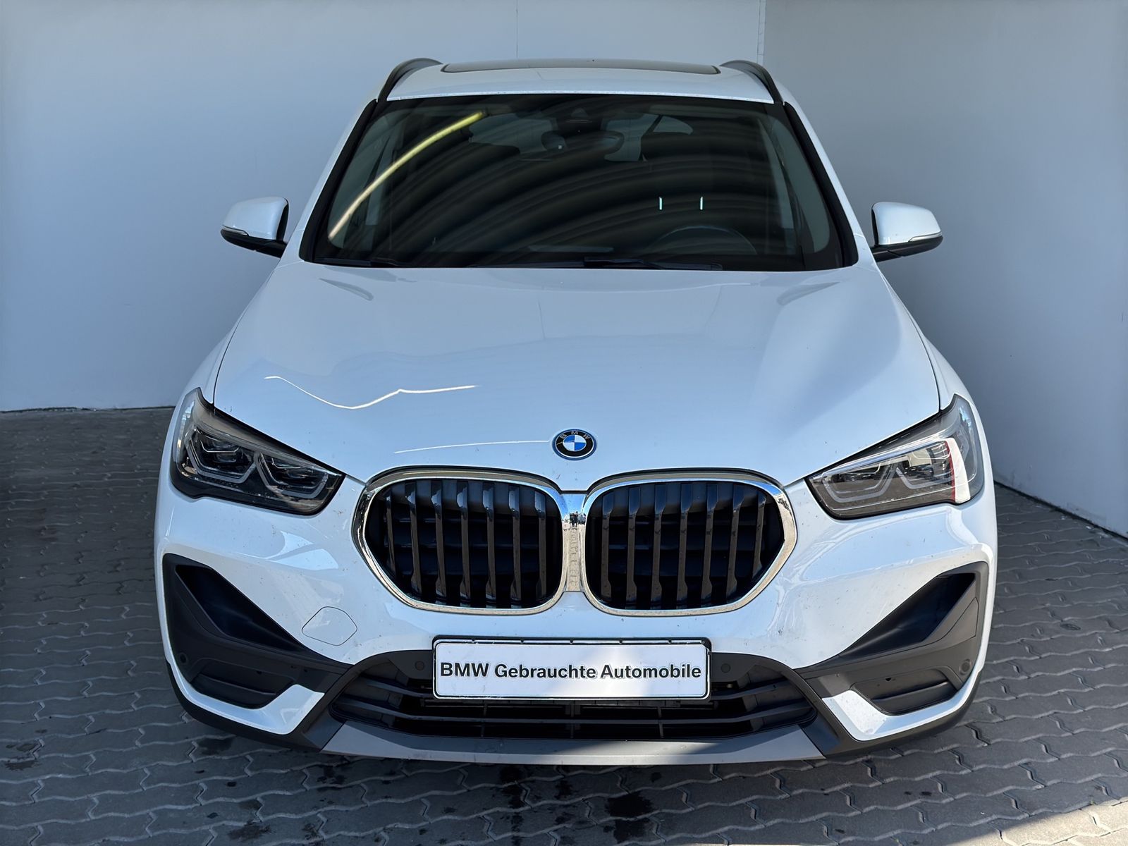 BMW X1 xDrive25e - Samsaru's Car Outlet