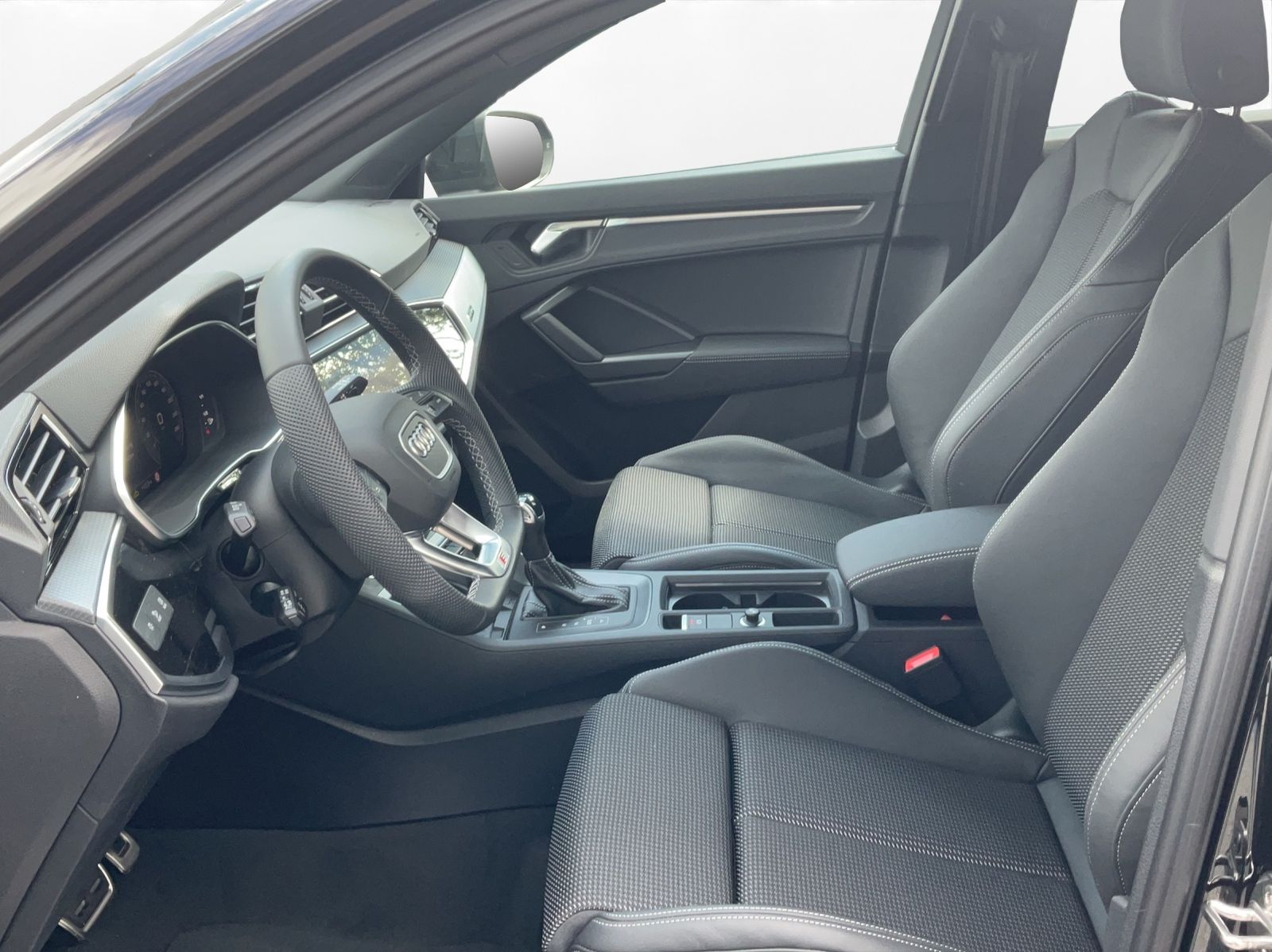 Audi Q3 Sportback 40 TDI quattro S line - Samsaru's Car Outlet
