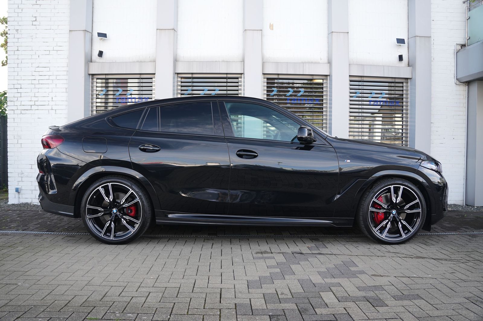 BMW X6 xDrive30d M SPORT PRO - Samsaru's Car Outlet