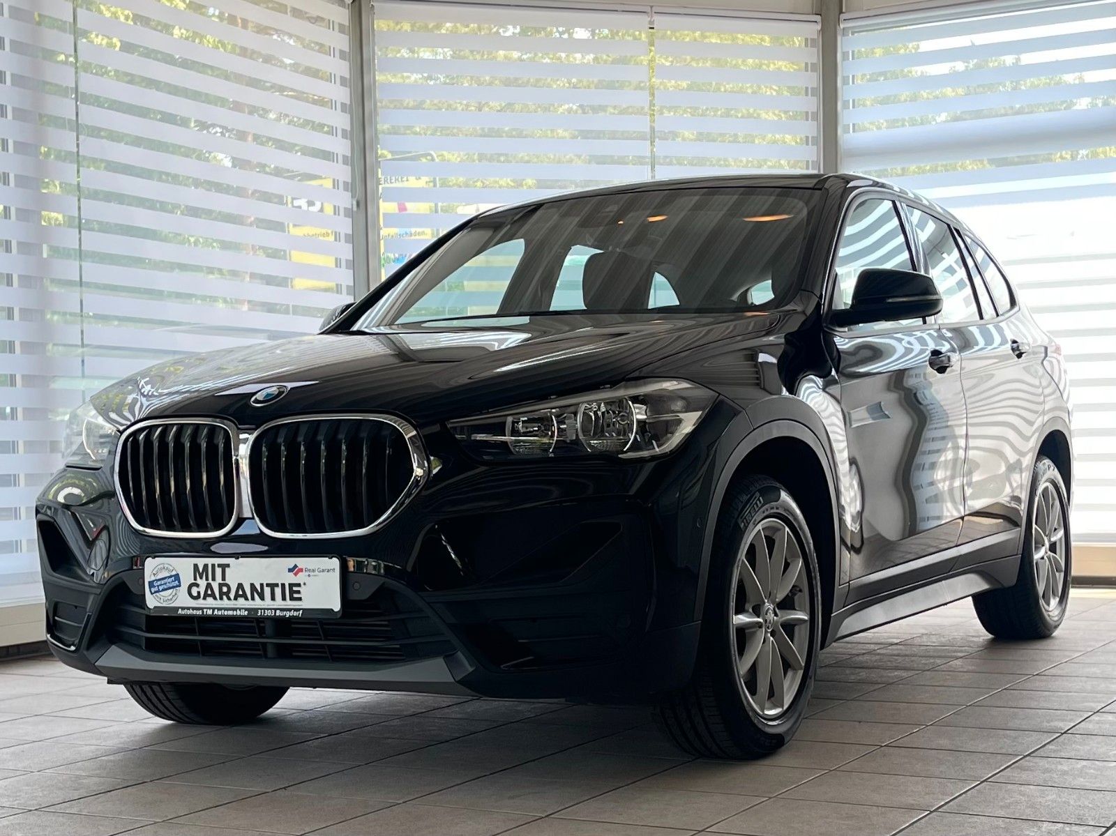 BMW X1 xDrive 18d Aut. - Samsaru's Car Outlet