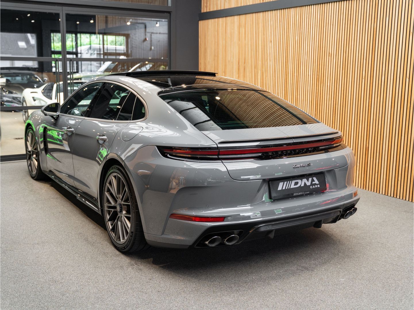 Porsche Panamera Turbo S Carbon Pakket 4.0 Turbo S PCCB