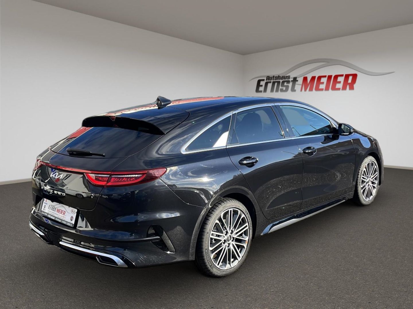 Kia ProCeed GT-Line - Samsaru's Car Outlet