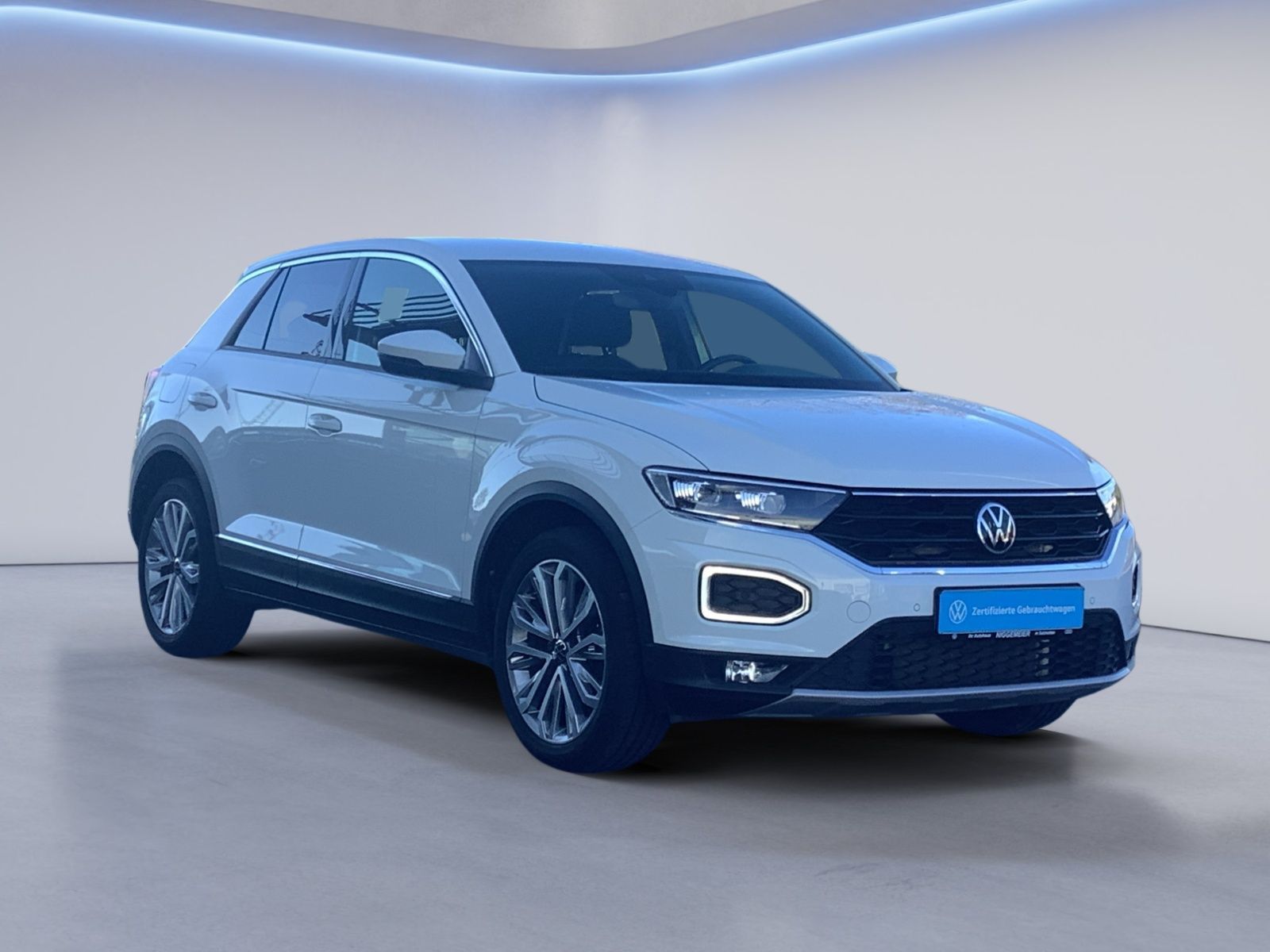 Volkswagen T-Roc 2.0TSI 4M DSG SPORT - Samsaru's Car Outlet