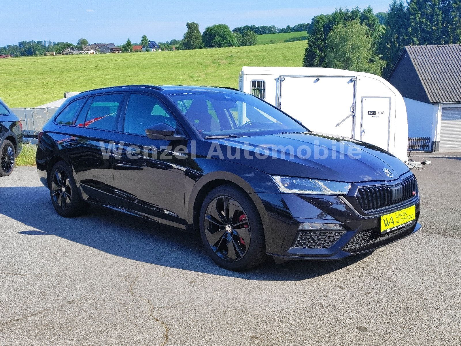 Skoda Octavia RS Black Edition - Samsaru's Car Outlet