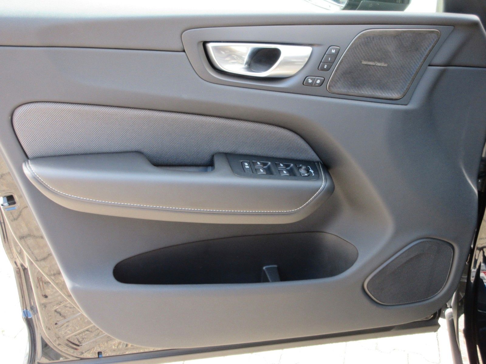 Volvo XC 60 B5 Plus Dark AWD