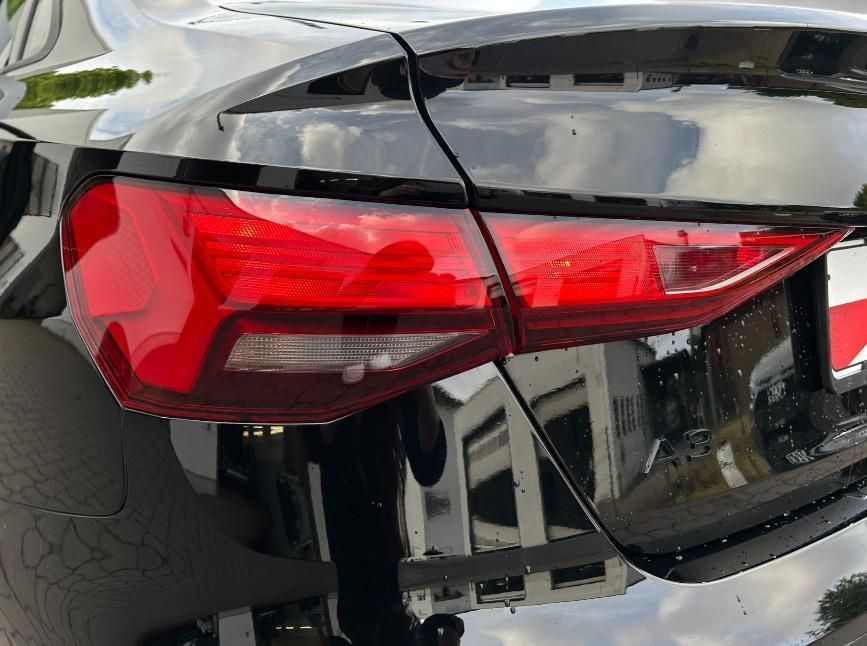 Audi A3 Limousine 30 TFSI SHZ/CarPlay/GRA/PDC
