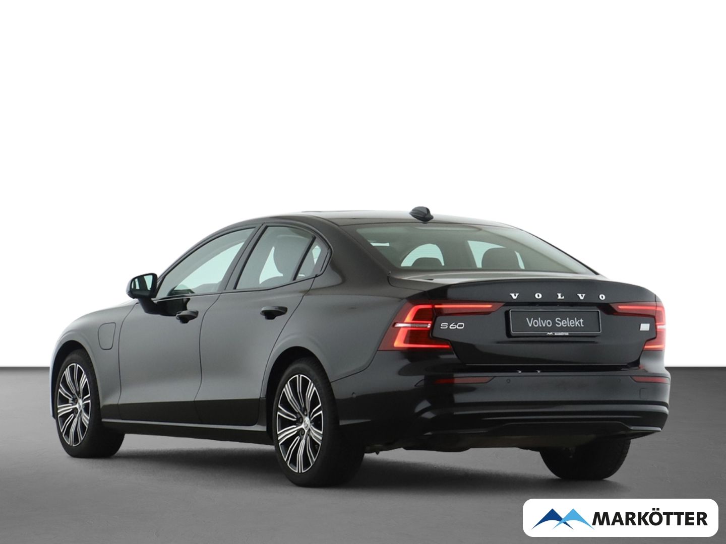 Volvo S60 Ultimate Dark Recharge Plug-In Hybrid AWD