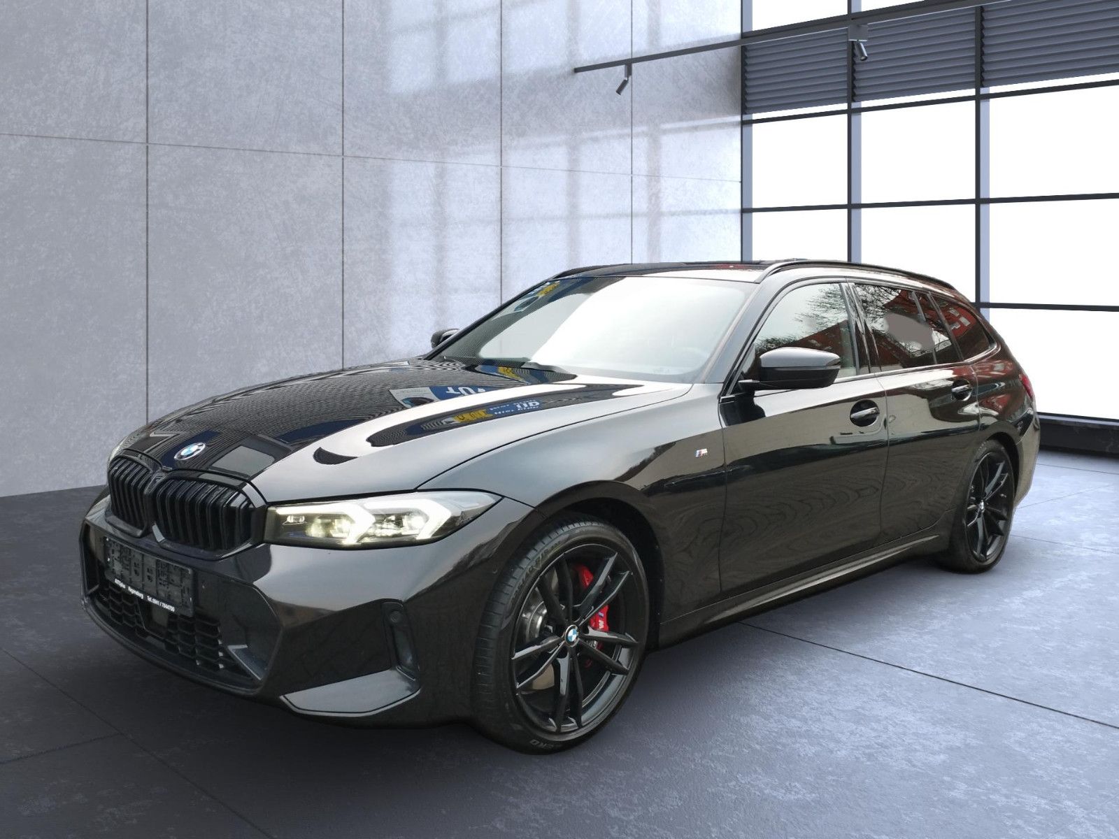BMW 320 d xDrive M Sport - Samsaru's Car Outlet
