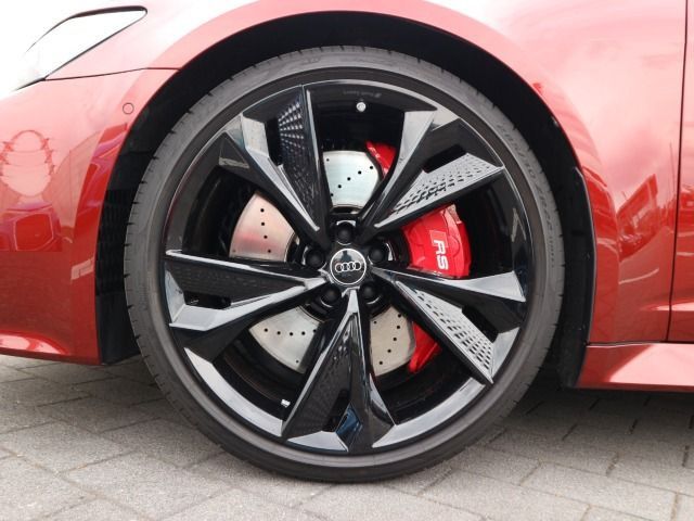 Audi RS 6 Avant RS-SPORTAGA*STANDHZG*PANO*360°*280KMH