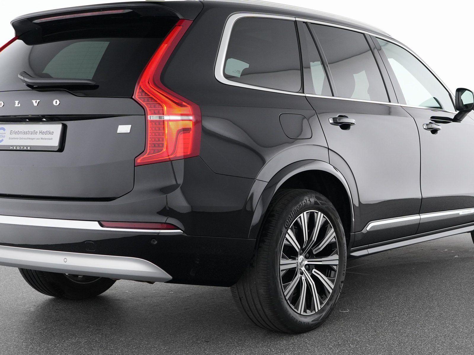 Volvo XC90 T8 Recharge AWD Inscription Edition - Samsaru's Car Outlet