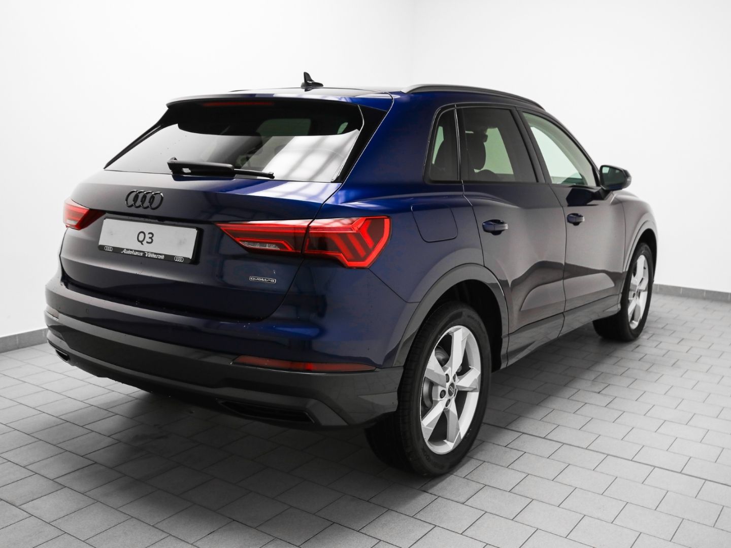 Audi Q3 advanced 40 TDI quattro - Samsaru's Car Outlet
