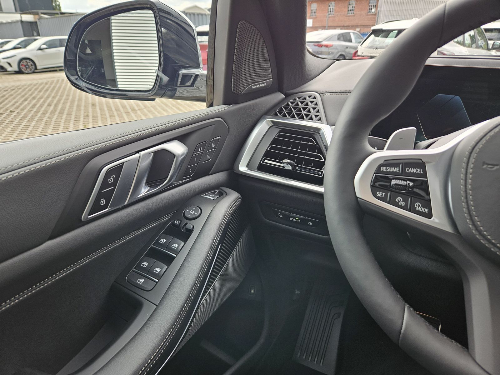 BMW X5 xDrive50e M Sport Pano AHK Harman Kardon HUD
