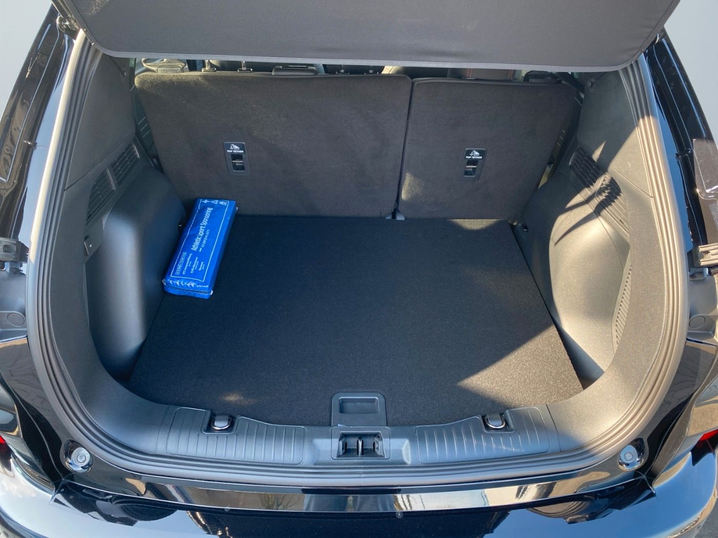Ford Kuga ST-Line 1.5 FWD - Samsaru's Car Outlet