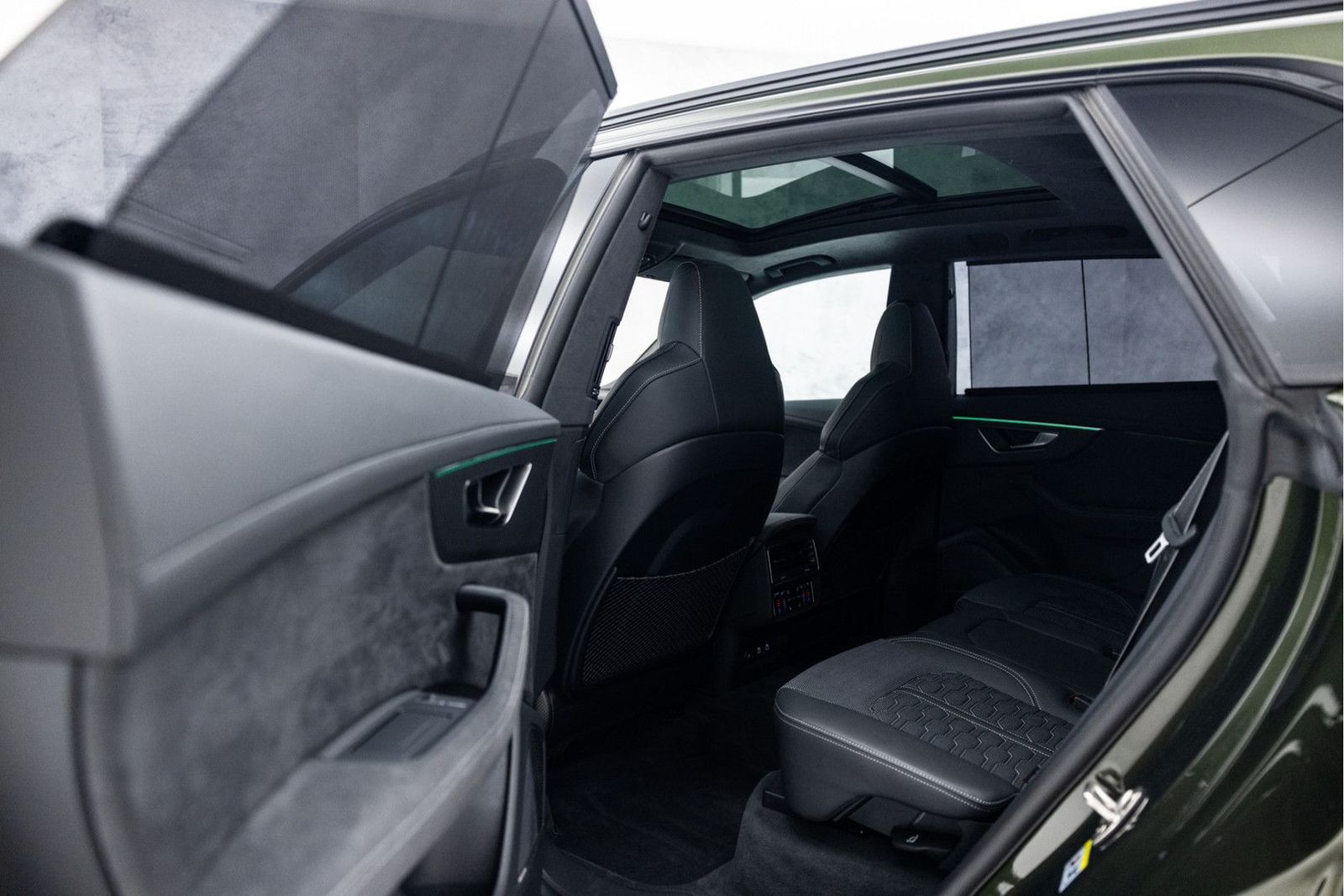 Audi RSQ8 4.0 TFSI 760 PK ABT Legacy Edition 1/125 |