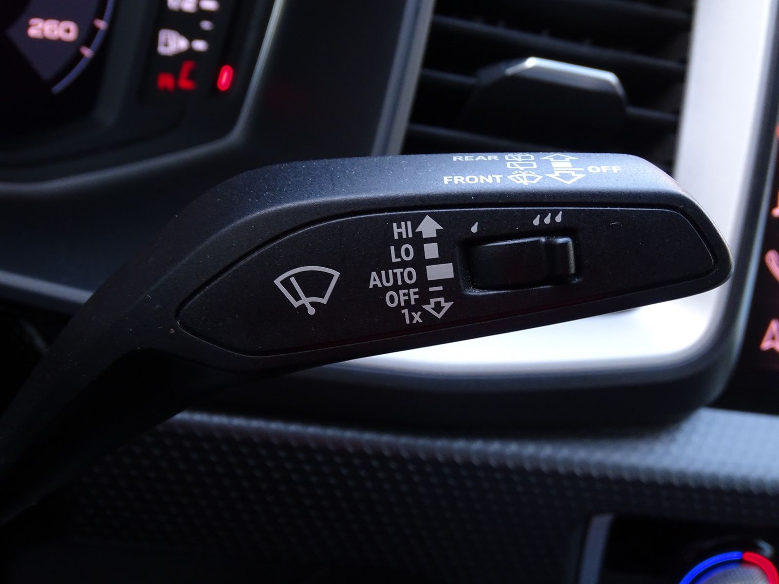 Audi A1 30 Sportback 1.0.TFSI - Samsaru's Car Outlet