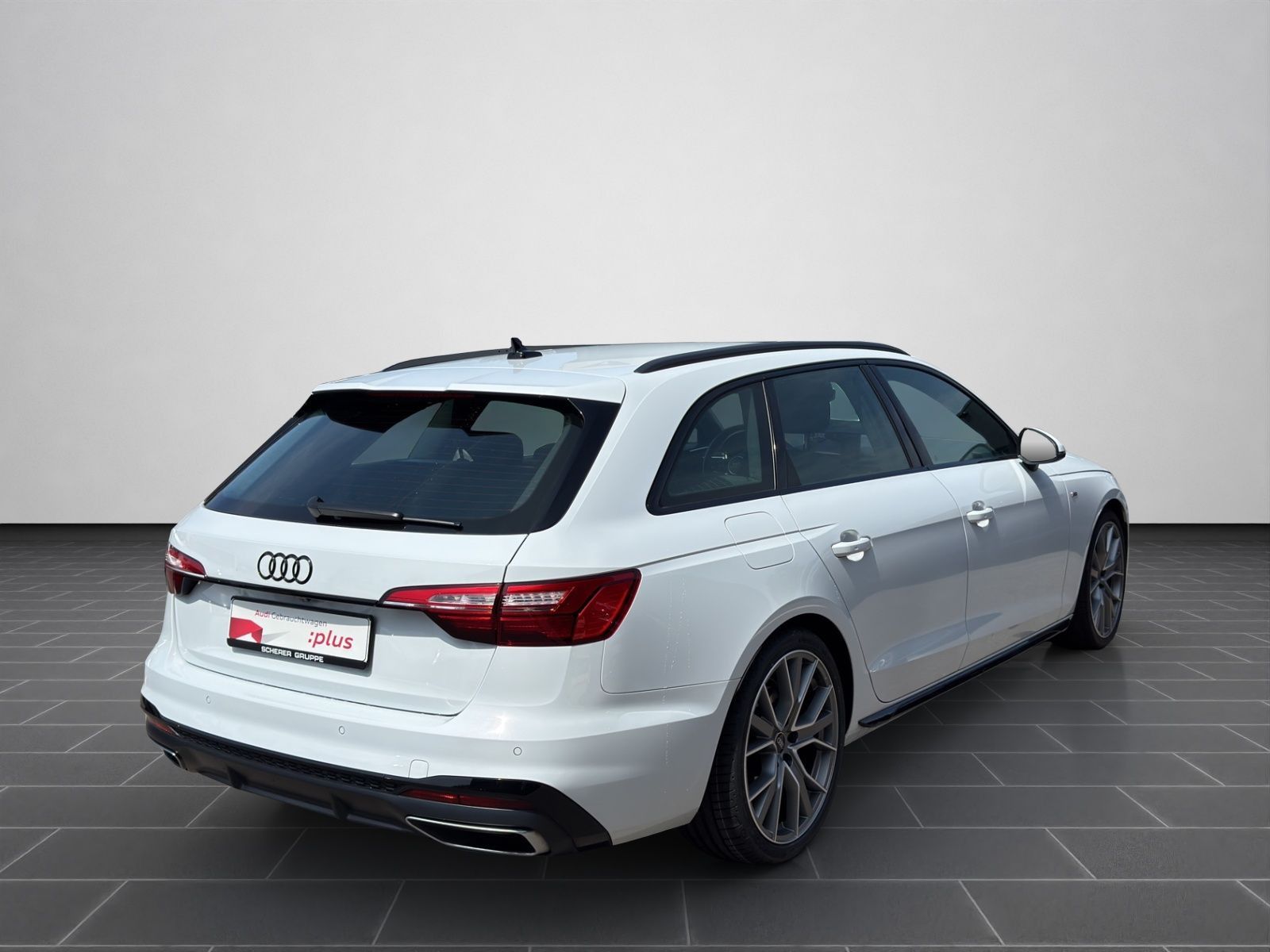 Audi A4 Avant 35 TFSI S line S tronic - Samsaru's Car Outlet