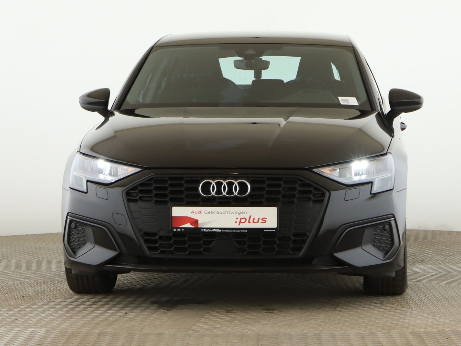 Audi A3 Sportback 40 TFSIe *HYBRID*AHK*LED*PDC*MMI-Pl