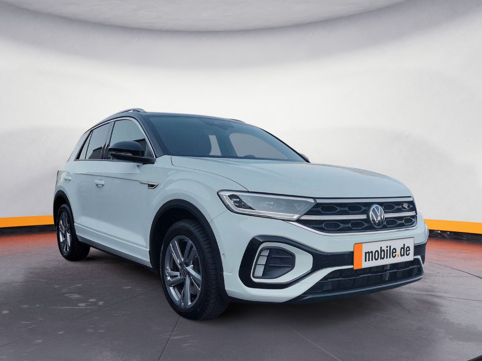 Volkswagen T-Roc 2.0 TSI R-LINE 4MOTION - Samsaru's Car Outlet
