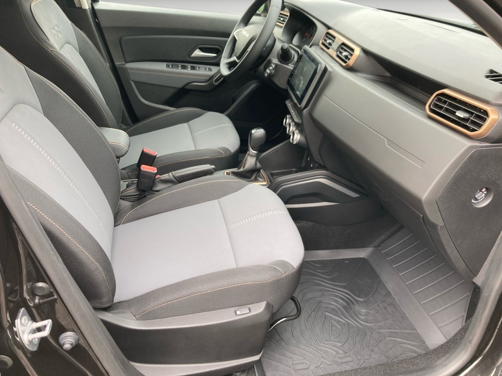 Dacia Duster Extreme TCe 150 EDC - Samsaru's Car Outlet