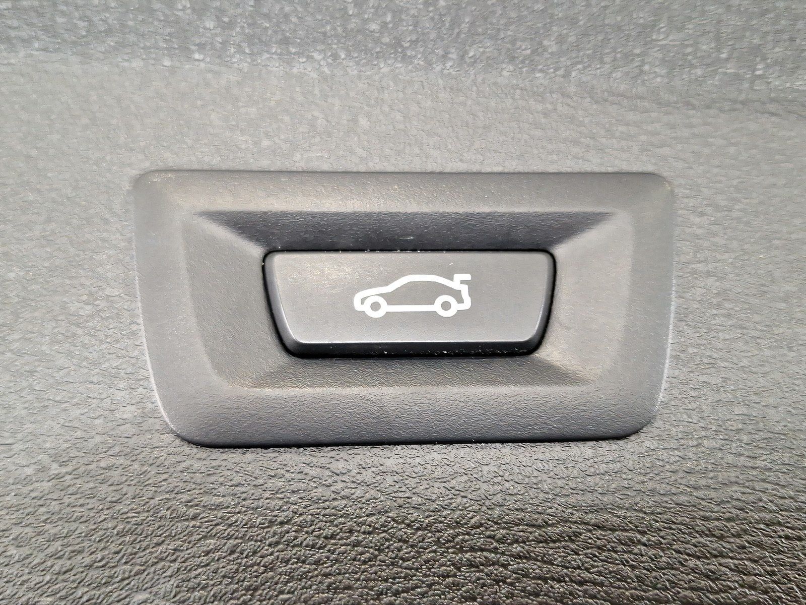 BMW X1 xDrive25e M Sport - Samsaru's Car Outlet