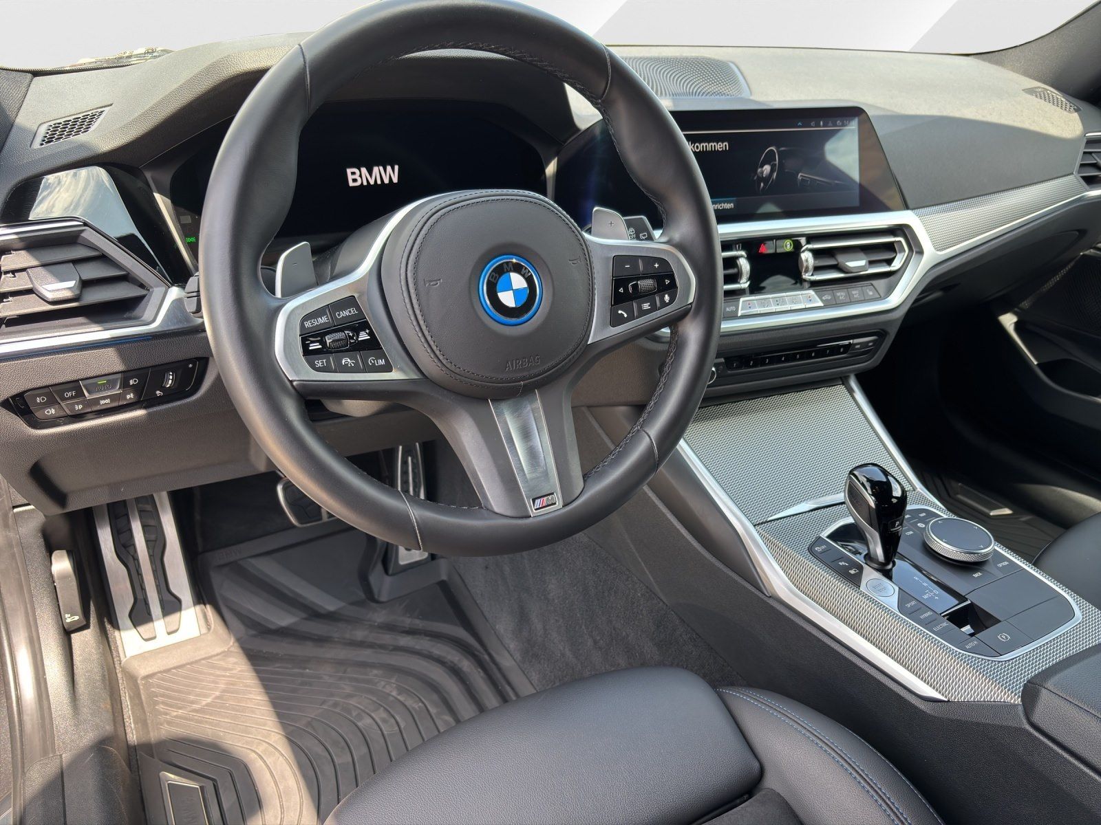 BMW 320e xDrive Touring M Sport - Samsaru's Car Outlet