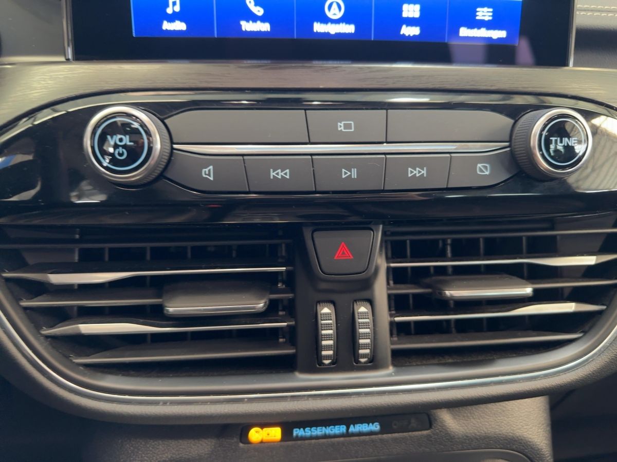 Ford Kuga Vignale - Samsaru's Car Outlet