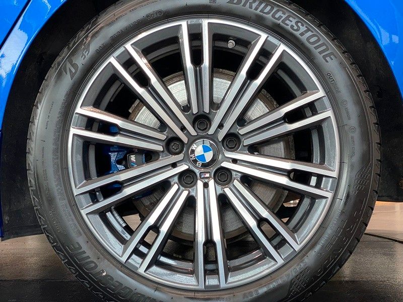 BMW 330i M-Sport - Samsaru's Car Outlet