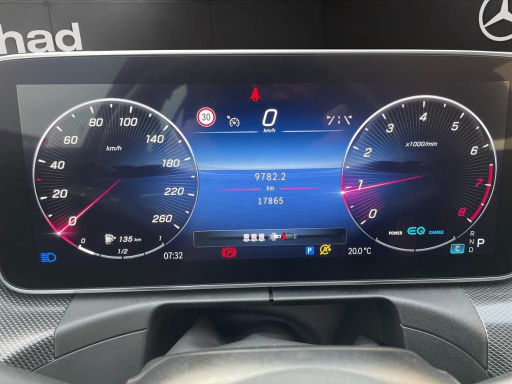 Mercedes-Benz C 180 - Samsaru's Car Outlet