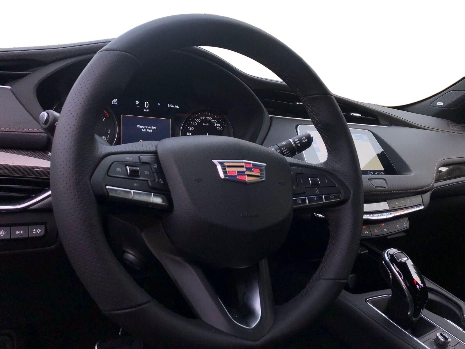 Cadillac XT4 2.0 T Sport AWD AHK*RFK*Schiebedach*HUD*LED