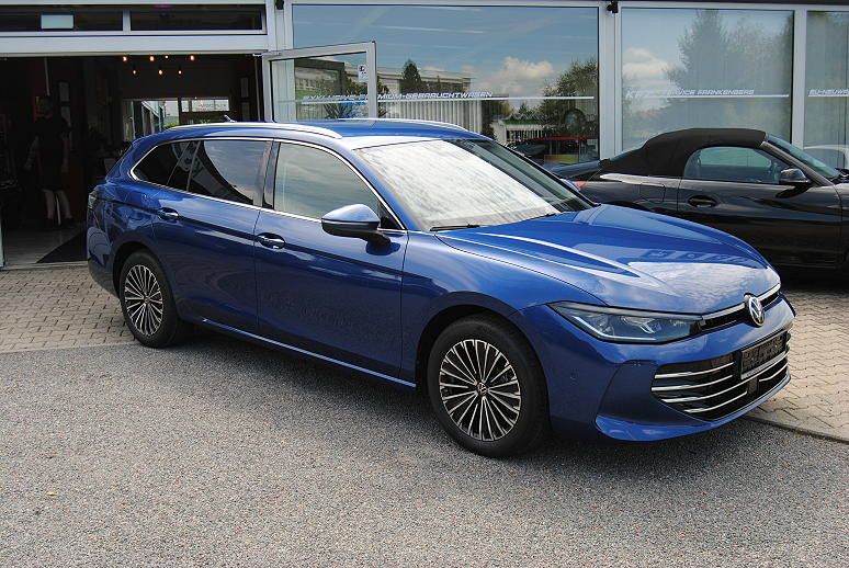 Volkswagen Passat 1.5 eHybrid DSG Elega.AHK.Navi-Max.HUD
