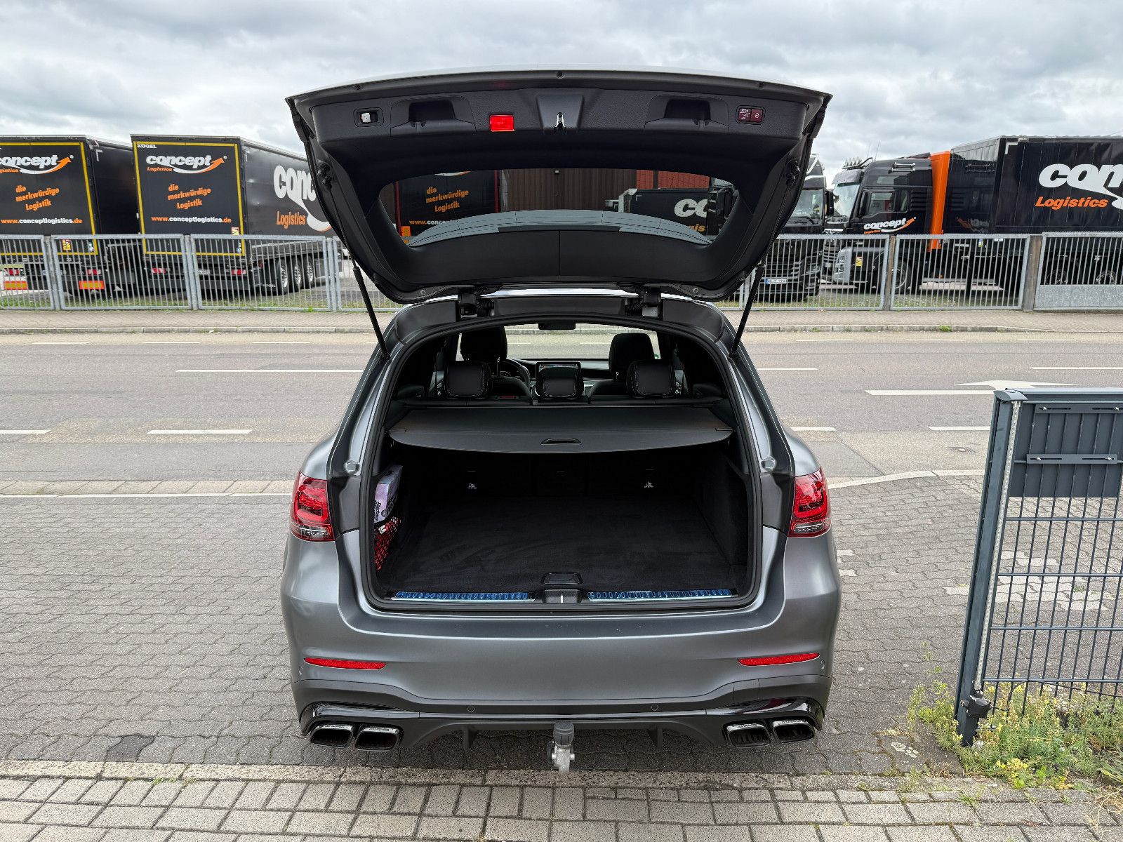Mercedes-Benz GLC63S AMG Magno Pano HUD Burmester FINANZIERUNG