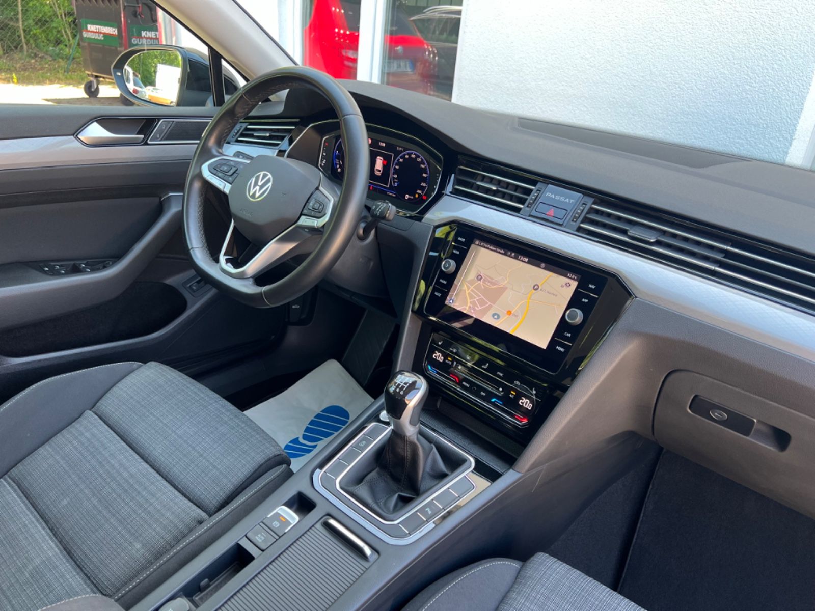 Volkswagen Passat 2.0 TDI - Samsaru's Car Outlet