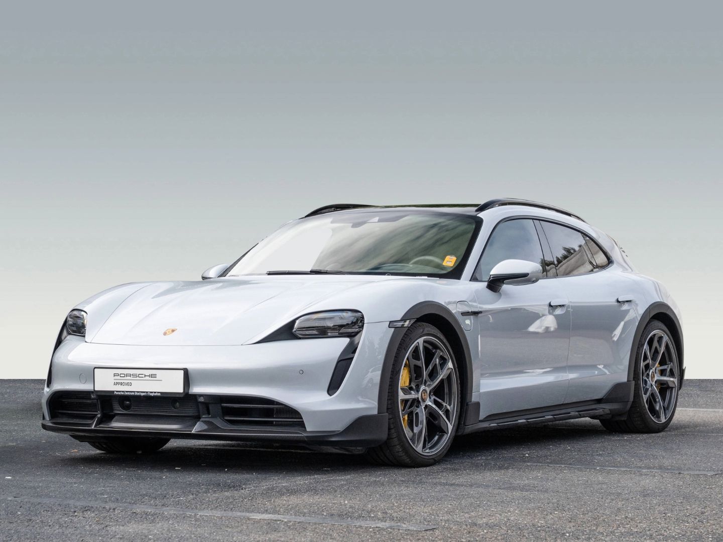 Porsche Taycan Turbo S Cross Turismo Burmester InnoDrive