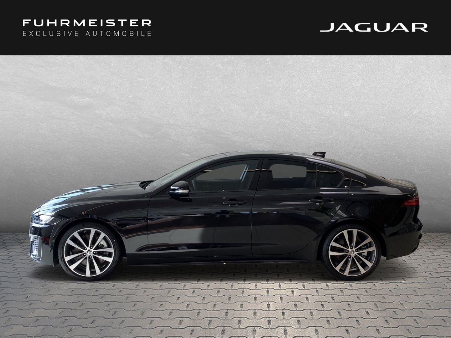 Jaguar XE P250 R-Dynamic HSE PDC vo und hi. WSS beheizt