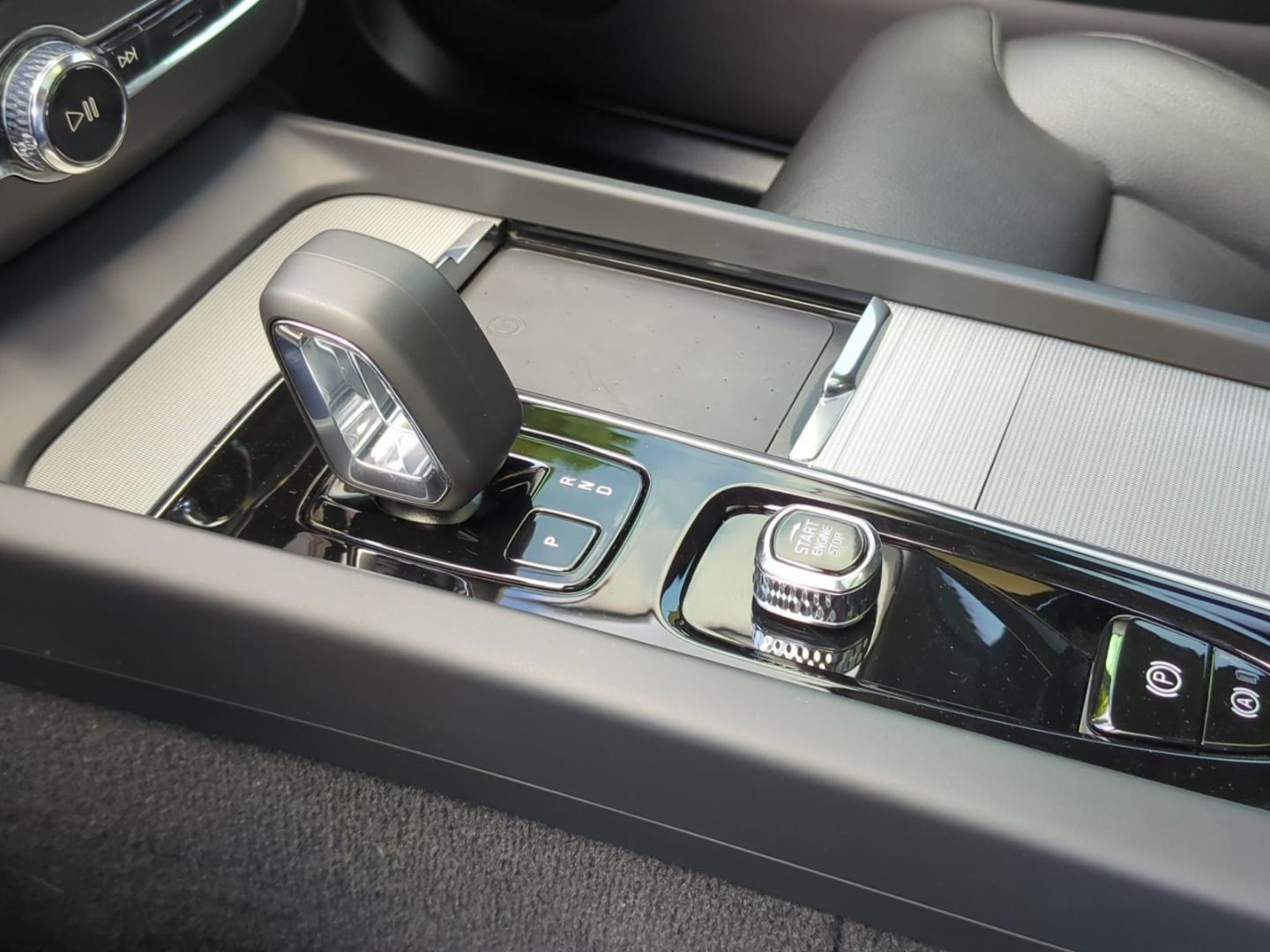 Volvo XC60 T6 Recharge Plus Bright *ACC*BLIS*360*HK*