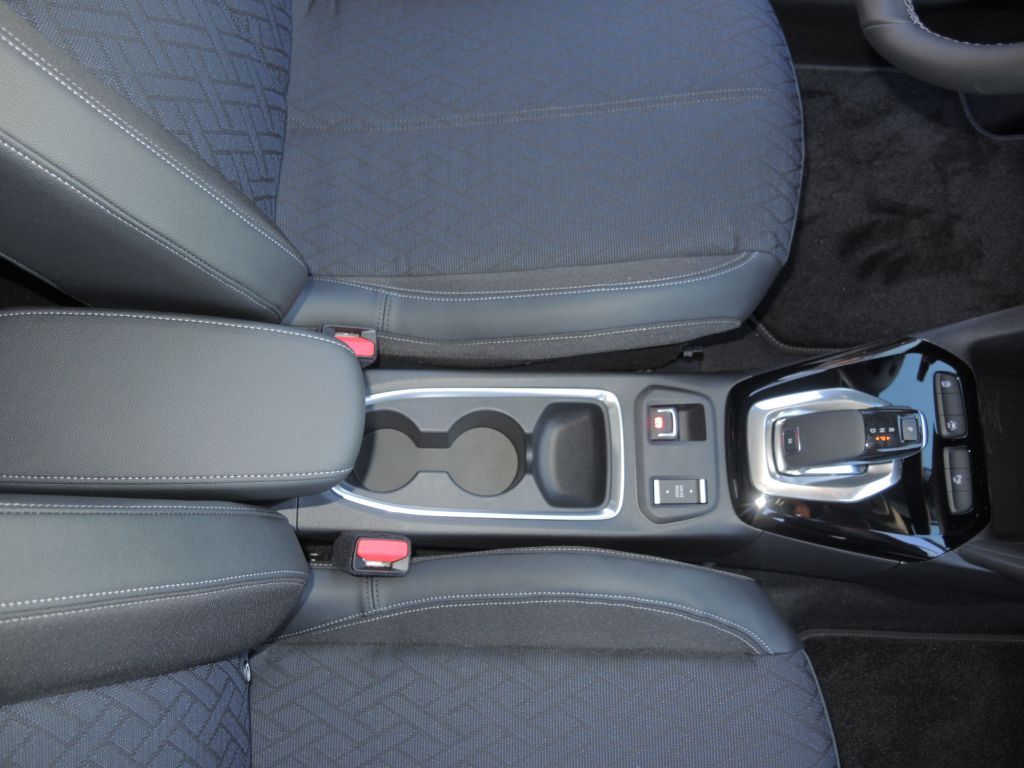 Opel Corsa F 1.2 Direct Turbo AT Elegance - Samsaru's Car Outlet